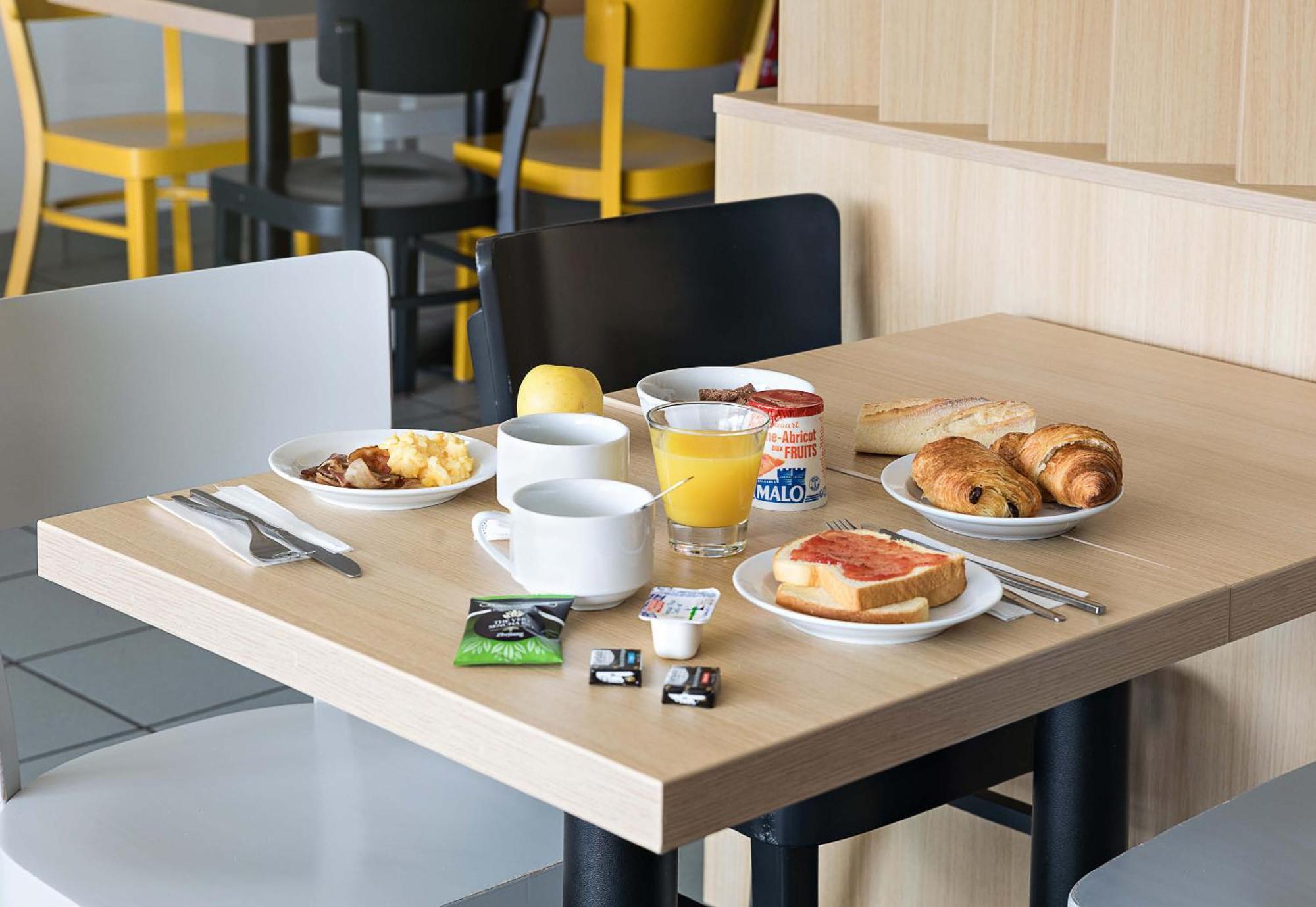 B&B Hotel Rouen Saint-Étienne-du-Rouvray Kültér fotó